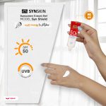 فلوئید ضدآفتاب بدون رنگ ساین اسکین SPF50 مدل SYN SHIELD، مناسب پوست‌های چرب، حجم 50 میلی‌لیتر