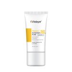 فلوئید ضدآفتاب بی‌رنگ ویتالیر SPF50 مدل Vitamin C مناسب انواع پوست، حجم 50 میلی‌لیتر