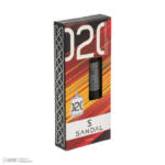 عطر جیبی مردانه صندل مدل مولکول با رایحه معتدل حجم ۲۵ میلی‌لیتر