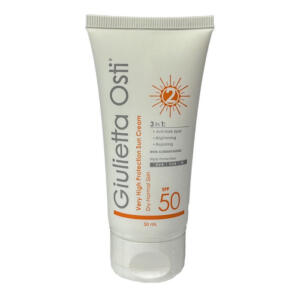 کرم ضد آفتاب بی رنگ جولیتا اُستی SPF 50 مدل 3 در 1 محافظ UVA ،UVB و PA+++،مناسب برای پوست معمولی و خشک حجم 50 میلی‌لیتر